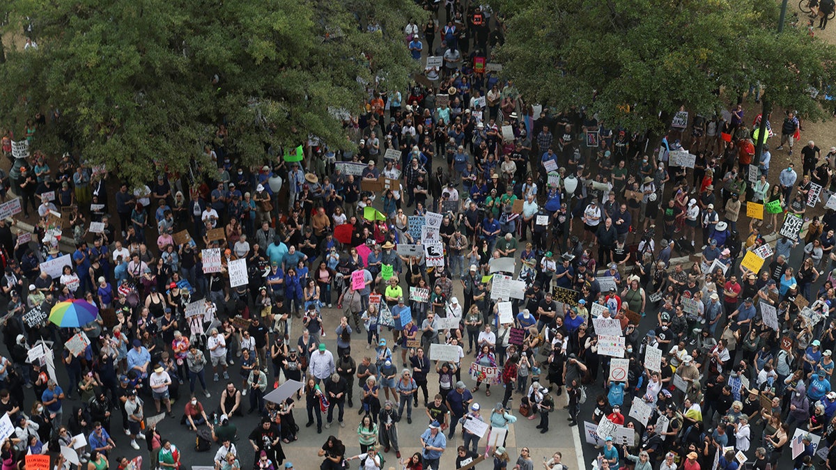 Analysis: The Anti-Trump Protests Sweeping The US Analysis: The Anti-Trump Protests Sweeping The US