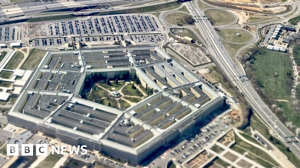 New Signal Chat Exposes Hegseth Amidst Claims Of Pentagon Dysfunction New Signal Chat Exposes Hegseth Amidst Claims Of Pentagon Dysfunction