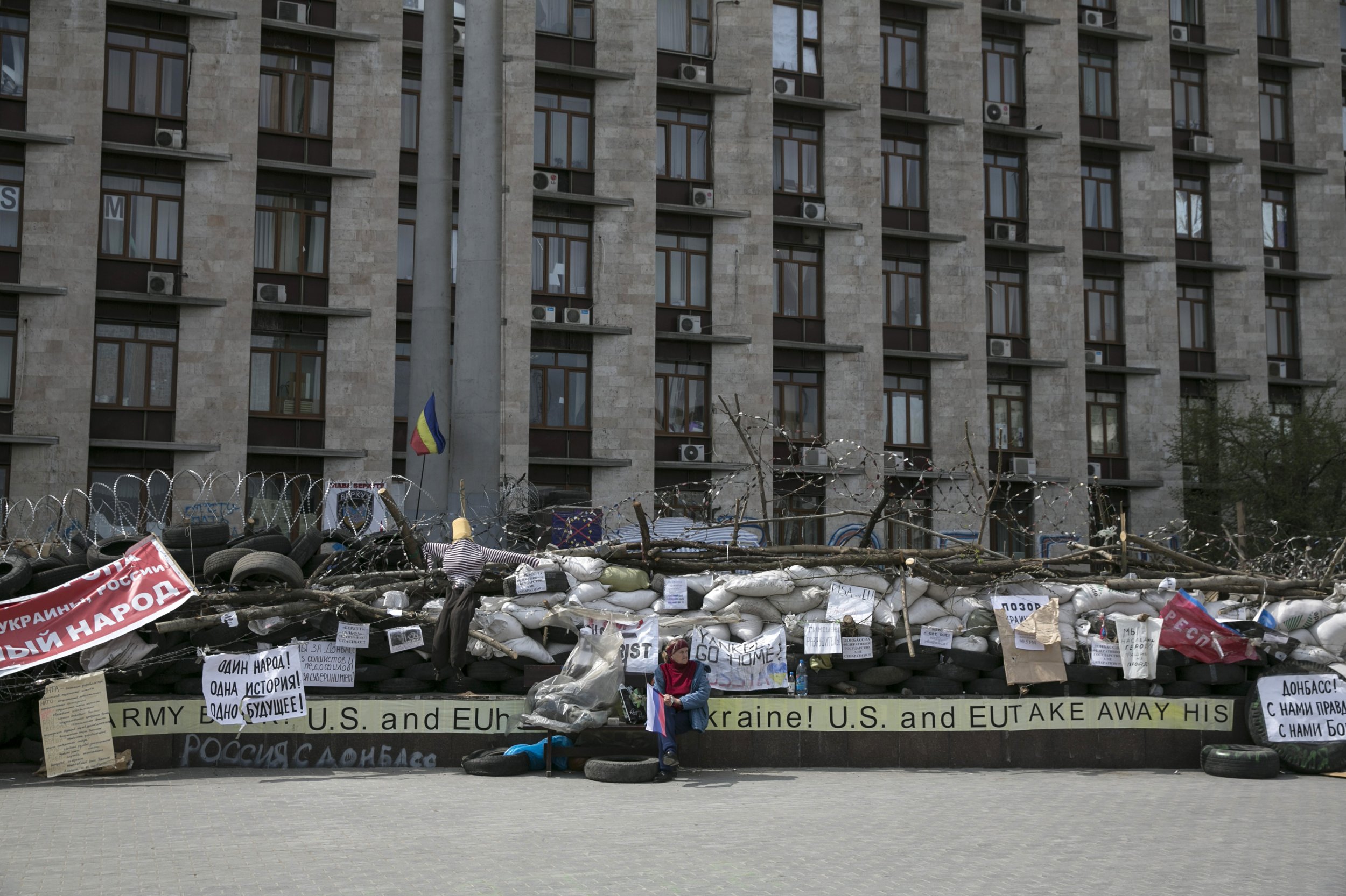 Russia Resumes Offensive In Ukraine Following Easter Truce Russia Resumes Offensive In Ukraine Following Easter Truce