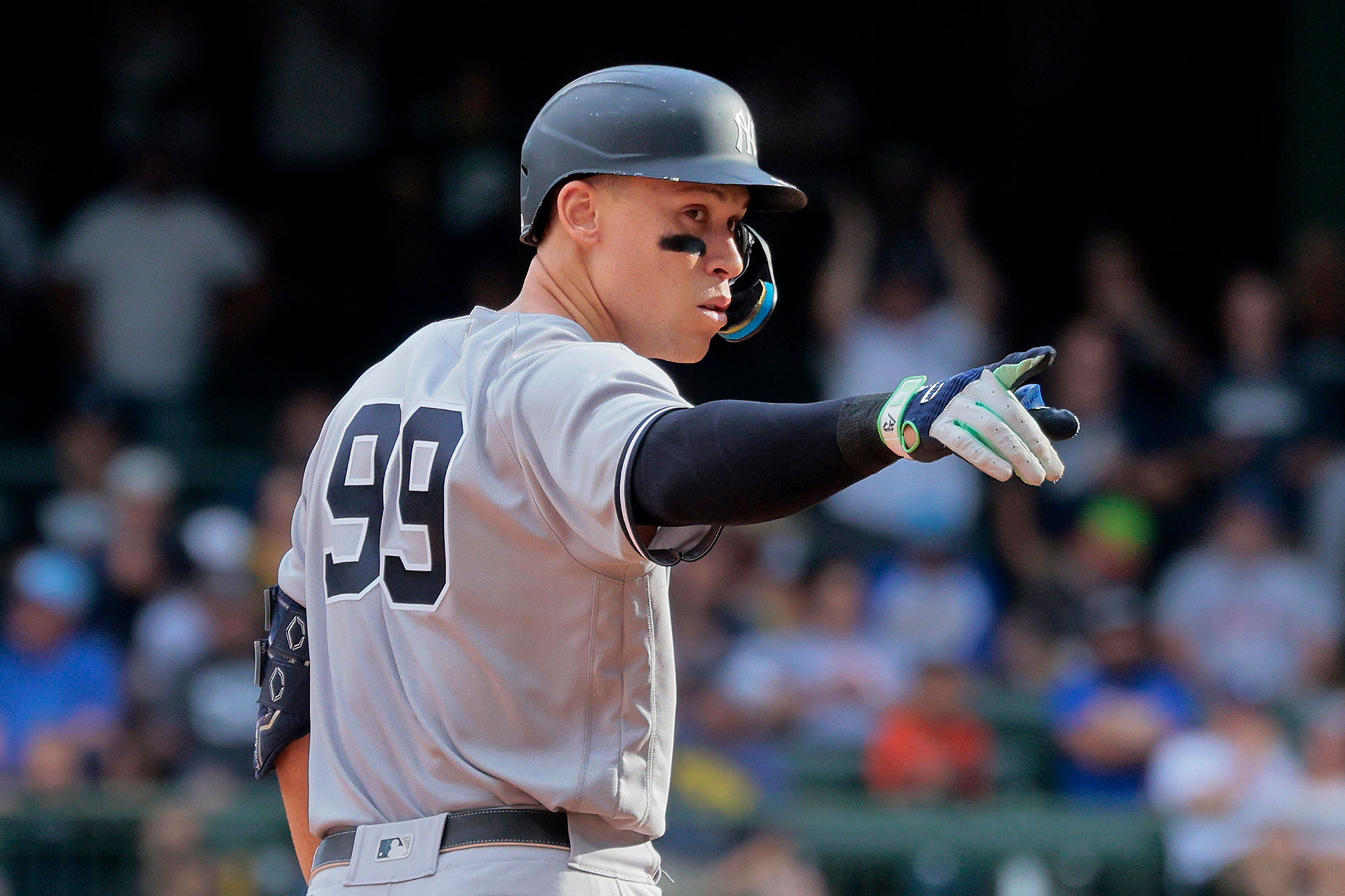 Yankees' Record-Breaking 9 Homer Game: Judge's 3 HRs Power Win Yankees' Record-Breaking 9 Homer Game: Judge's 3 HRs Power Win